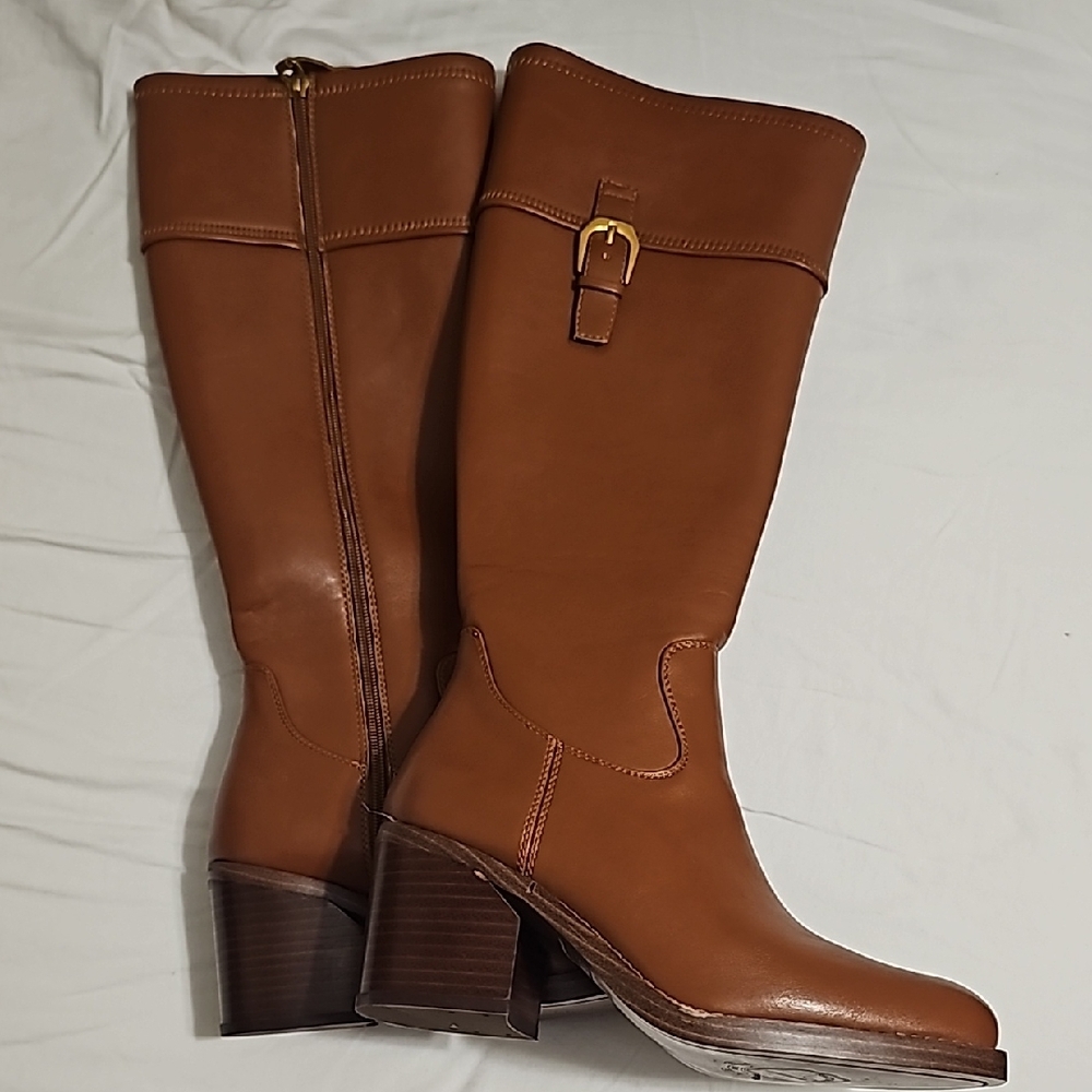 Brown Heeled Boots with Buckle